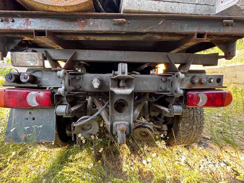 UX 100, Unimog - foto 4