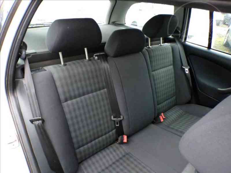 Škoda Octavia 1,6 i LPG - foto 11