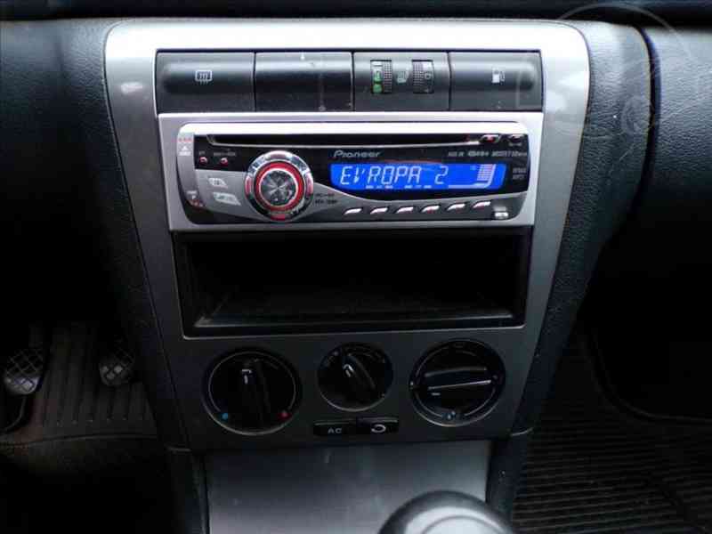 Škoda Octavia 1,6 i LPG - foto 6