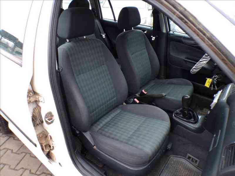 Škoda Octavia 1,6 i LPG - foto 12