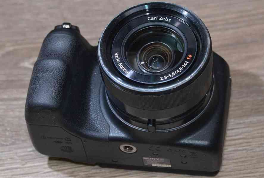 SONY CyberShot DSC-HX 200V *Full HDV*30x Op. ZOOM* - foto 4