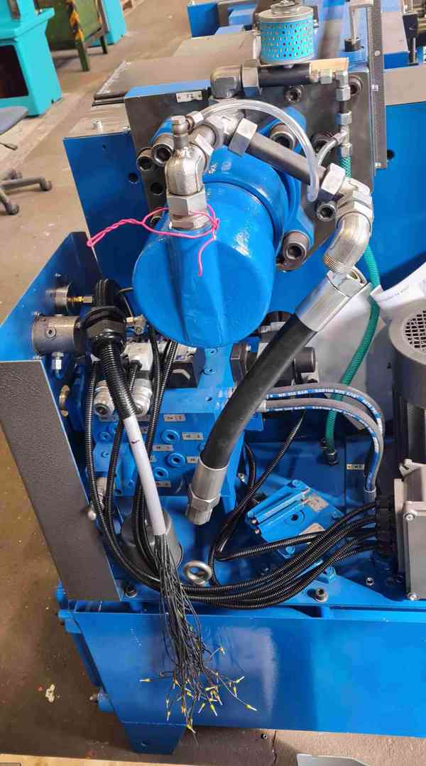 Válcovačka závitů UPWS 16,5 po GO v r. 2026 - foto 7