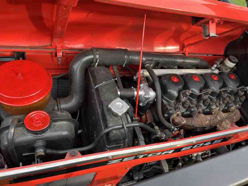 Traktor Zetor 6045 - foto 3