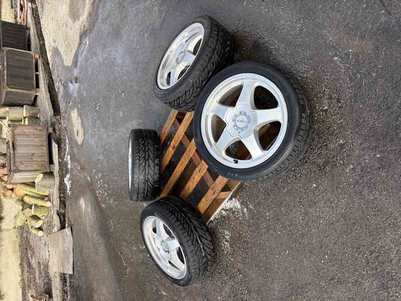 Ford Focus ALU pneumatiky - foto 1