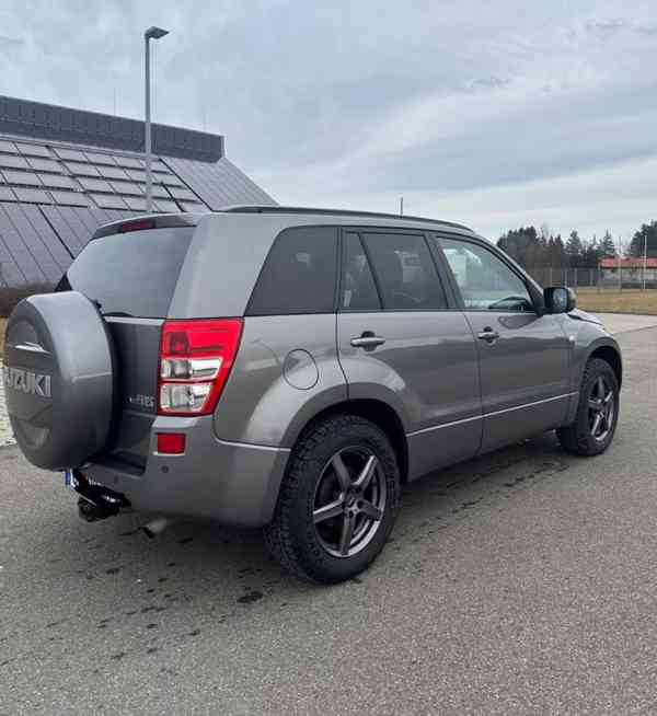 Suzuki Grand Vitara 2,0i 4x4 benzín 103kw - foto 4