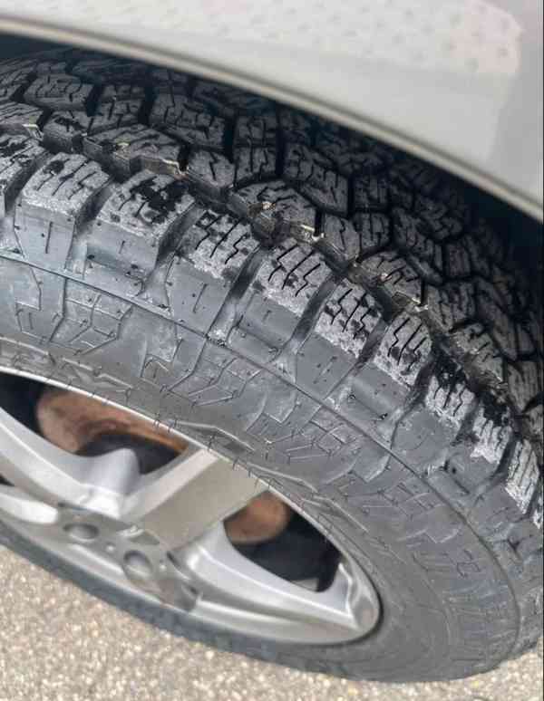 Suzuki Grand Vitara 2,0i 4x4 benzín 103kw - foto 8