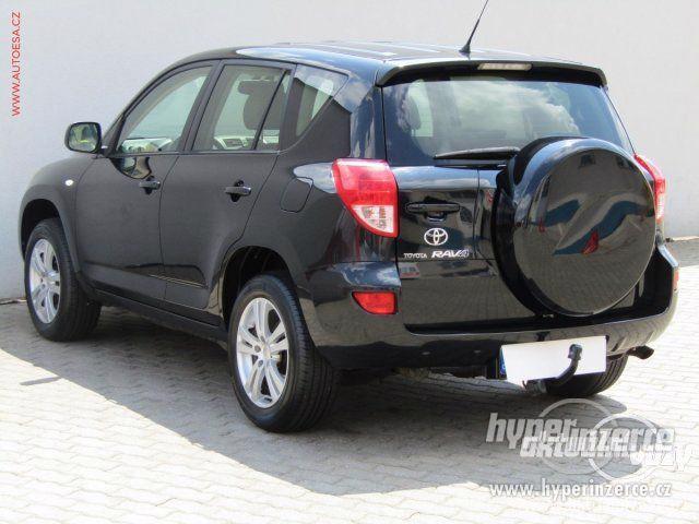 Toyota RAV4 2.0, benzín, automat, vyrobeno 2006, kůže - foto 7