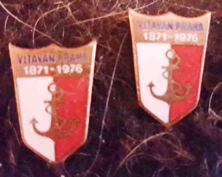 Retro odznak spolku Vltavan k 105. výročí založení