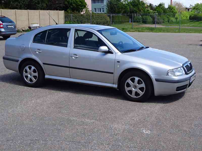 Škoda Octavia 1.9 TDI r.v.2001 (66 kw) klima ČR - foto 2