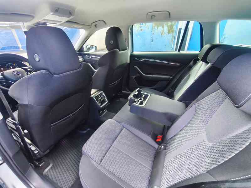 Octavia 4 Combi 2.0 TDi Virtual NAVI Full LED Keyles DPH - foto 16