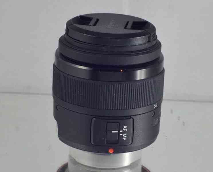SONY DT 18-55mm 1:3.5-5.6 SAM II - foto 5