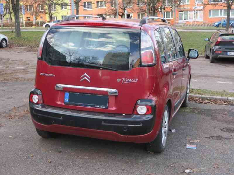 Citroën C3 Picasso 1.4L benzín r.v. 2010 - foto 3