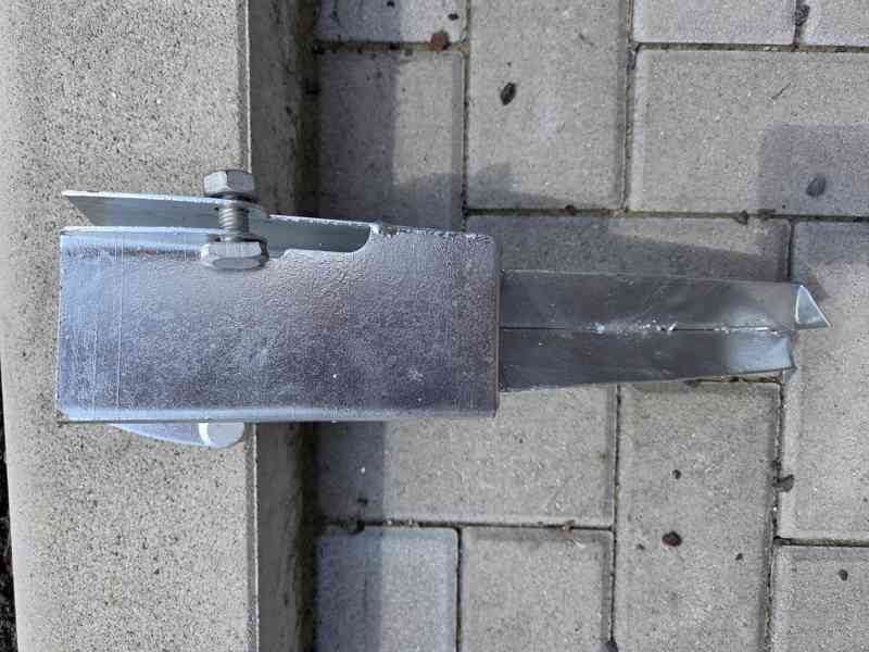 Kotevní patka s trnem 71x71x350mm - foto 2