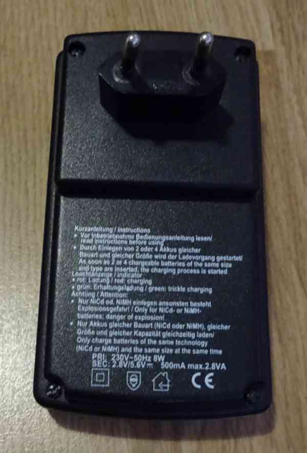 Nabíječka baterií ANSMANN PHOTOCAM III - foto 2