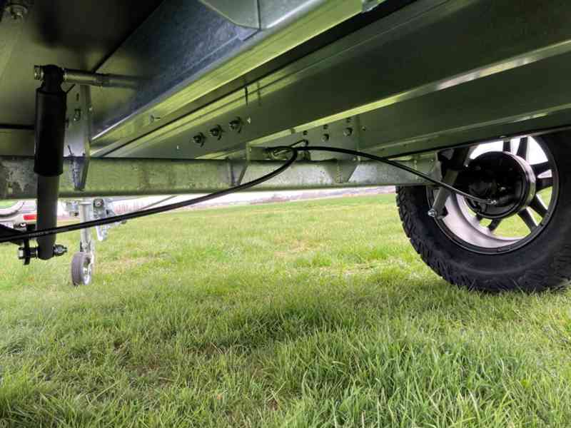 OFFROAD Přívěsný Vozík Valník BLACKOUT 1300kg   TPV/Böckmann - foto 13