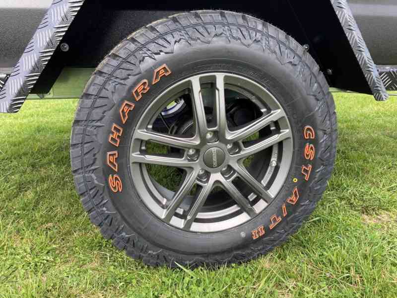 OFFROAD Přívěsný Vozík Valník BLACKOUT 1300kg   TPV/Böckmann - foto 6