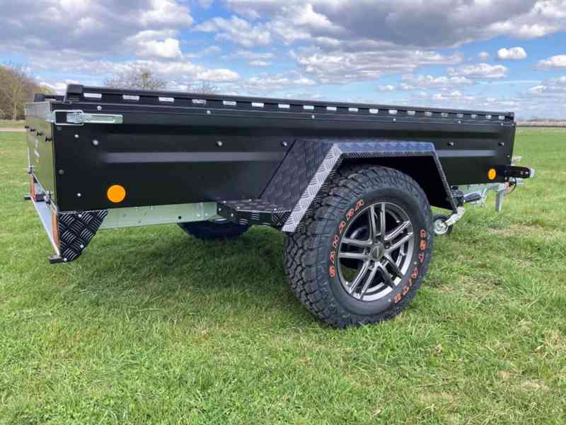 OFFROAD Přívěsný Vozík Valník BLACKOUT 1300kg   TPV/Böckmann - foto 5