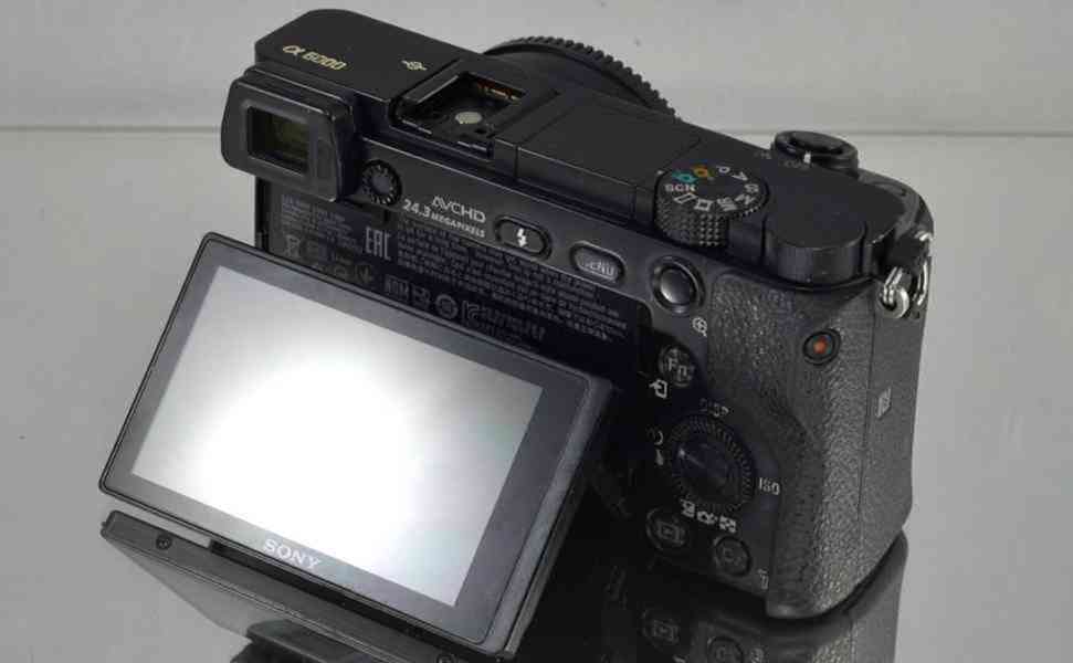 Sony A 6000 **24,3 Mpx CMOS*Full HDV **41000 Exp. - foto 6