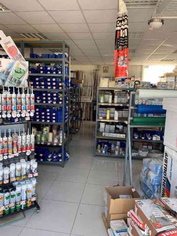 Obchodní budova a dům, Lazarevac, Bělehrad - foto 8