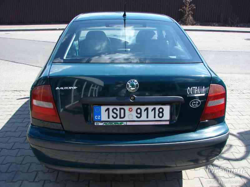 Škoda Octavia 1.6i r.v.1998 Koupeno v ČR stk 7/2018 - foto 4