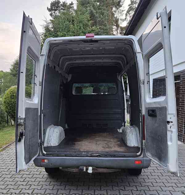 Mercedes Sprinter 211CDI tažné 2t  - foto 4