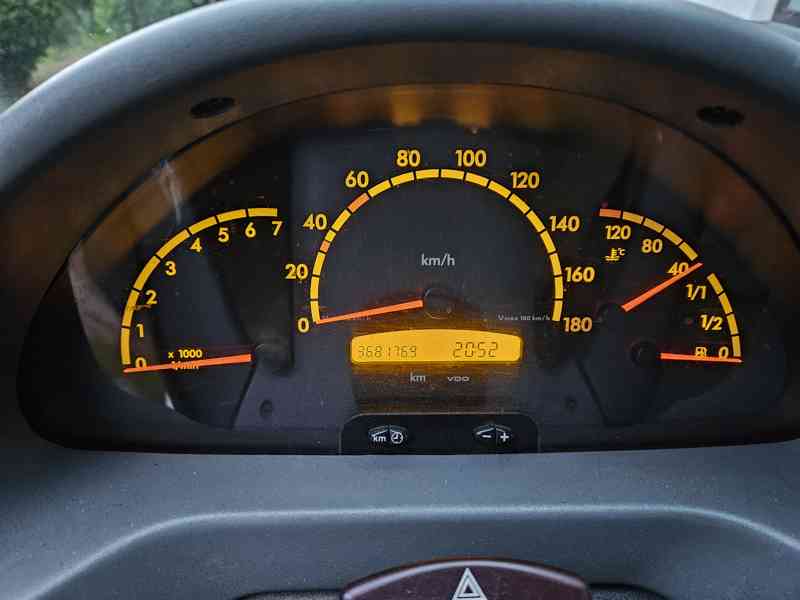 Mercedes Sprinter 211CDI tažné 2t  - foto 6