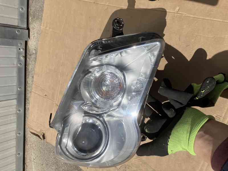 predni xenon svetlo vw touran 06-10 pravy levy - foto 2
