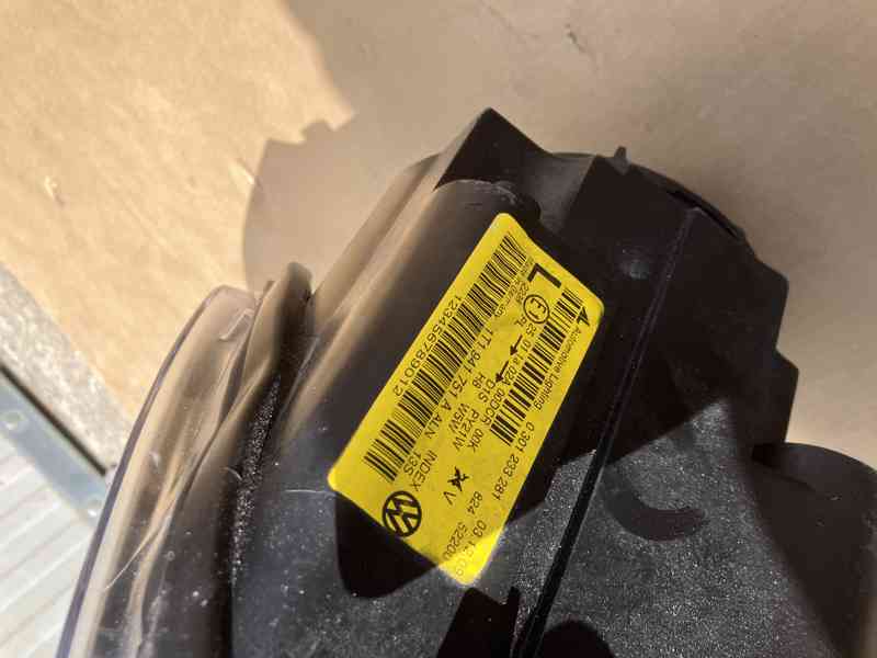 predni xenon svetlo vw touran 06-10 pravy levy - foto 17