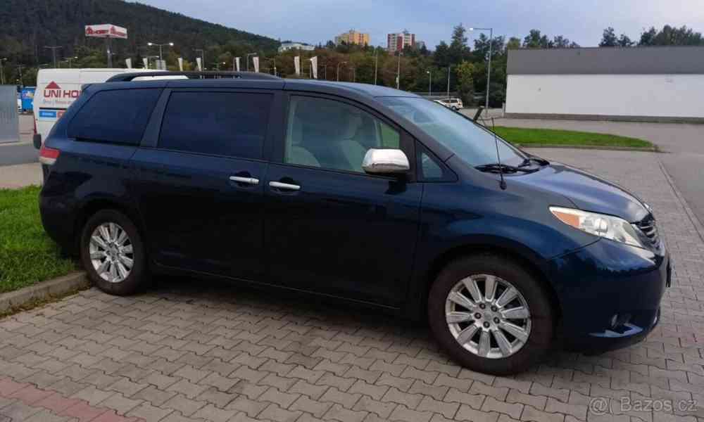 Toyota Sienna 3,5   v6.4×4 - foto 16
