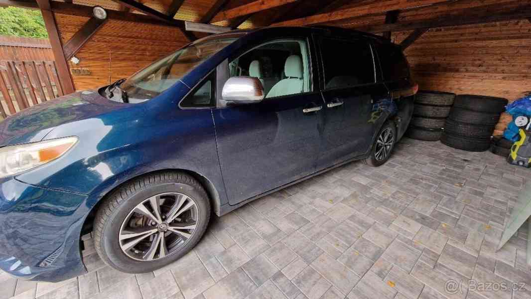 Toyota Sienna 3,5   v6.4×4 - foto 11