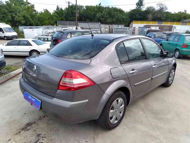 RENAULT MEGANE 1.4 16V 72kW ČR - foto 8