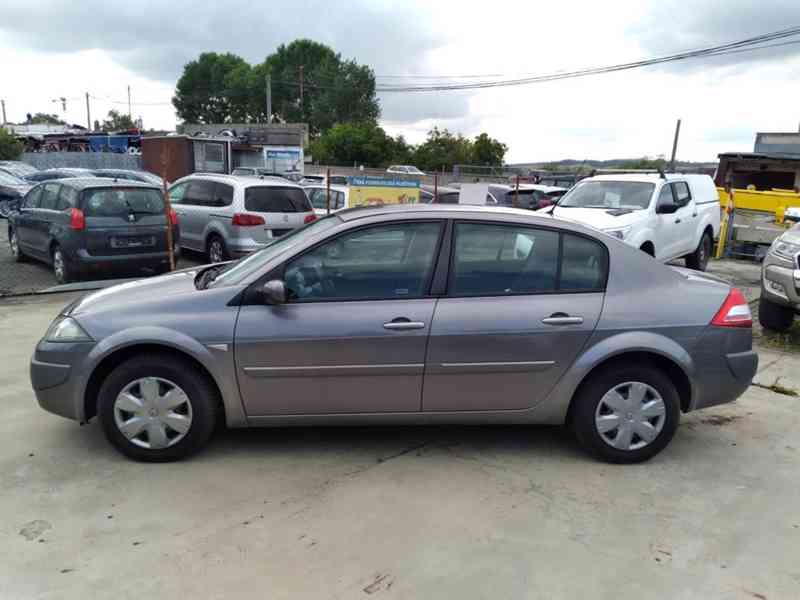 RENAULT MEGANE 1.4 16V 72kW ČR - foto 4
