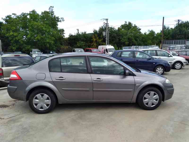 RENAULT MEGANE 1.4 16V 72kW ČR - foto 5