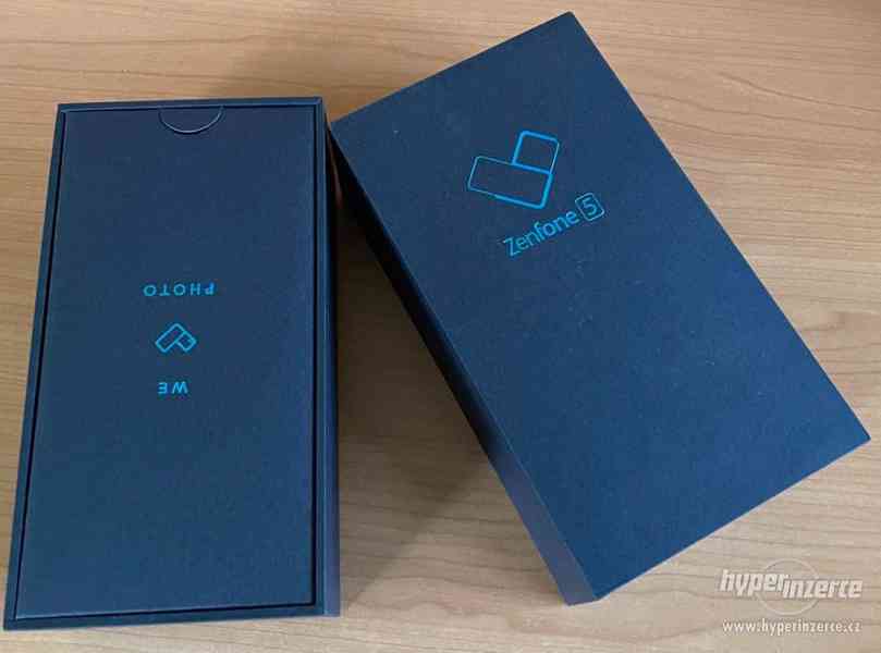 ASUS Zenfone 5 ZE620KL Midnight Blue + 128GB SD karta - foto 2