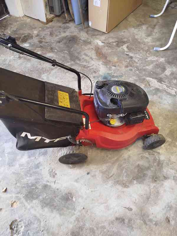 Zahradní sekačka  - foto 6