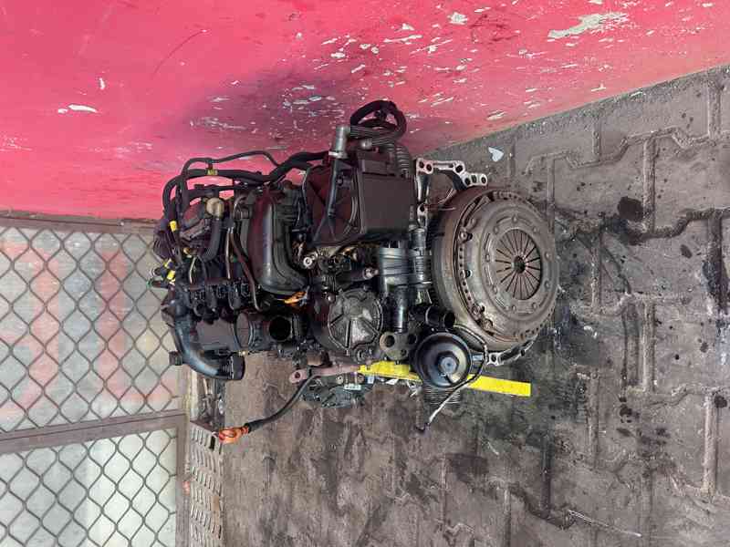 Motor 1,6 HDI 16V Peugeot Citroen Ford Kompletní - foto 3