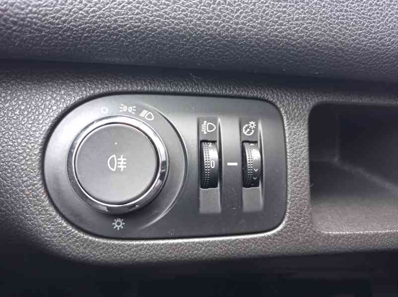 Opel Meriva 1.4i 74kW Klima/Tempomat - foto 29