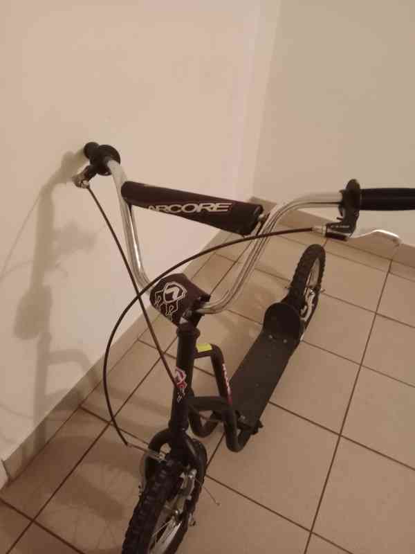 Arcore koloběžka s nafukovacími koly - foto 2