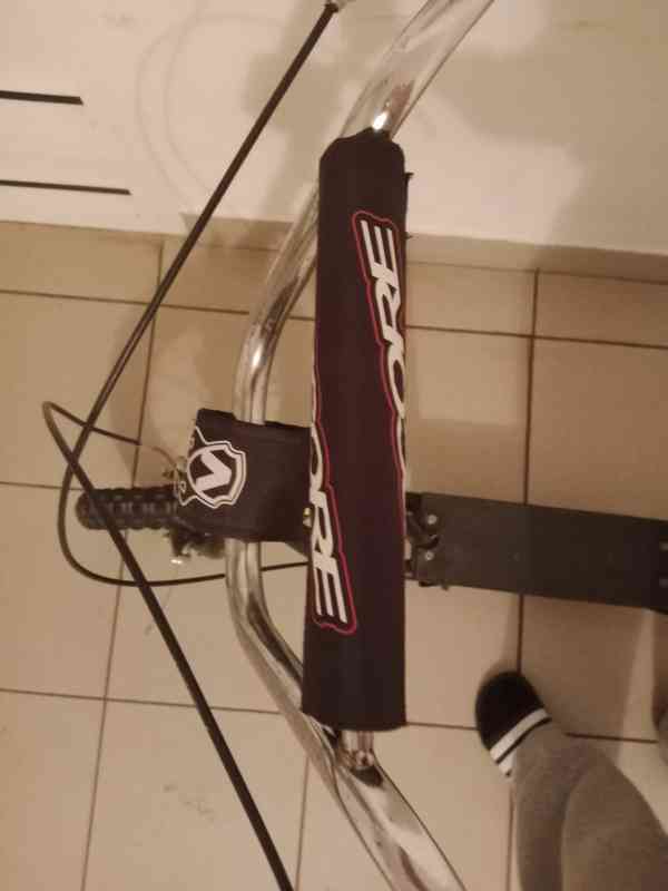 Arcore koloběžka s nafukovacími koly - foto 3