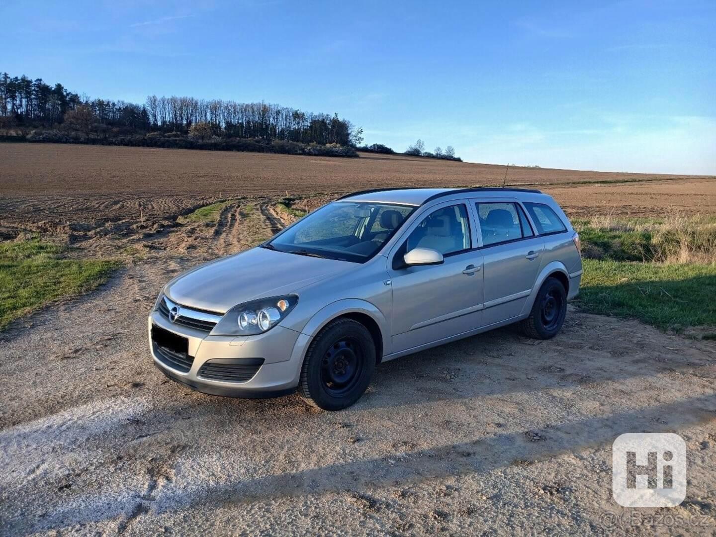 Opel Astra 1,6   16V - foto 1