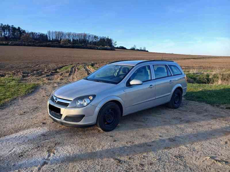 Opel Astra 1,6 16V - foto 1