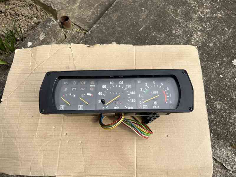 Přístrojovka ŠKODA RAPID a Š 125, 130, 136 - foto 3