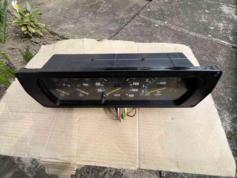 Přístrojovka ŠKODA RAPID a Š 125, 130, 136 - foto 7