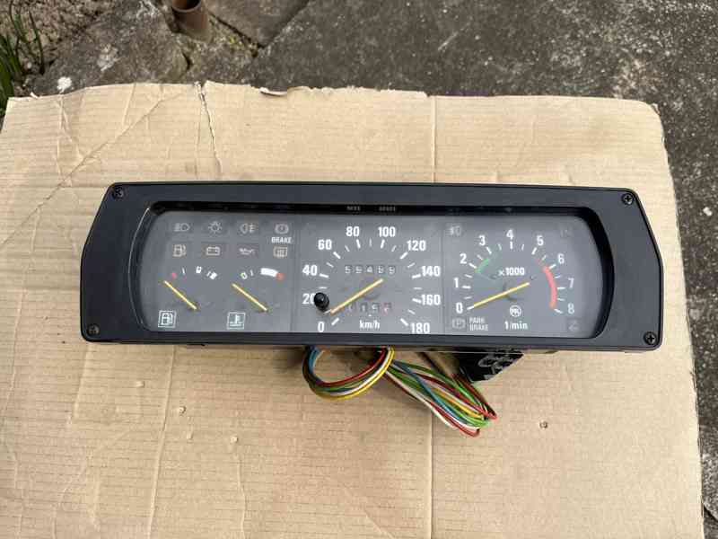 Přístrojovka ŠKODA RAPID a Š 125, 130, 136 - foto 8