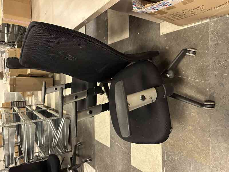 !Výprodej kanceláře – Kancelářská židle - 3 ks za 2000 Kč  - foto 3