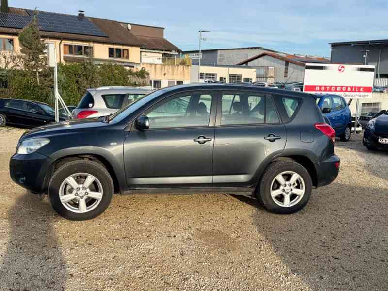 Toyota RAV 4 2,0i Sol 4x4 benzín 112kw - foto 6