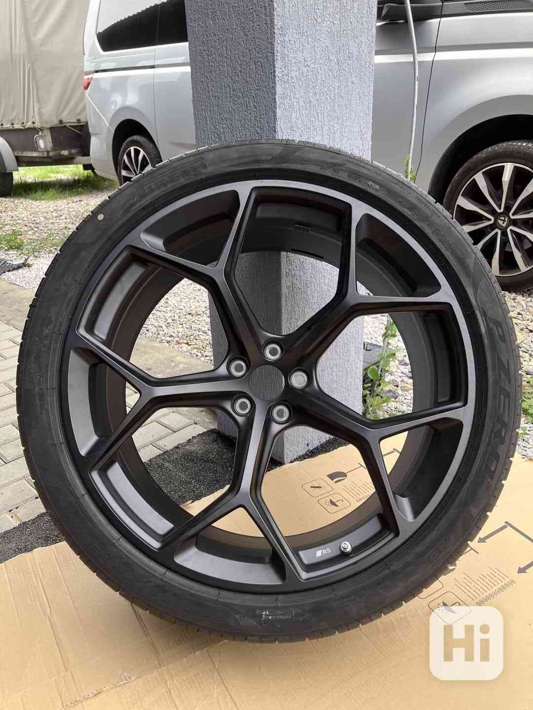 4M8601025CM alu kolo kola r23 rsq8 sq8 - foto 1