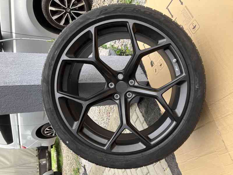 4M8601025CM alu kolo kola r23 rsq8 sq8 - foto 2