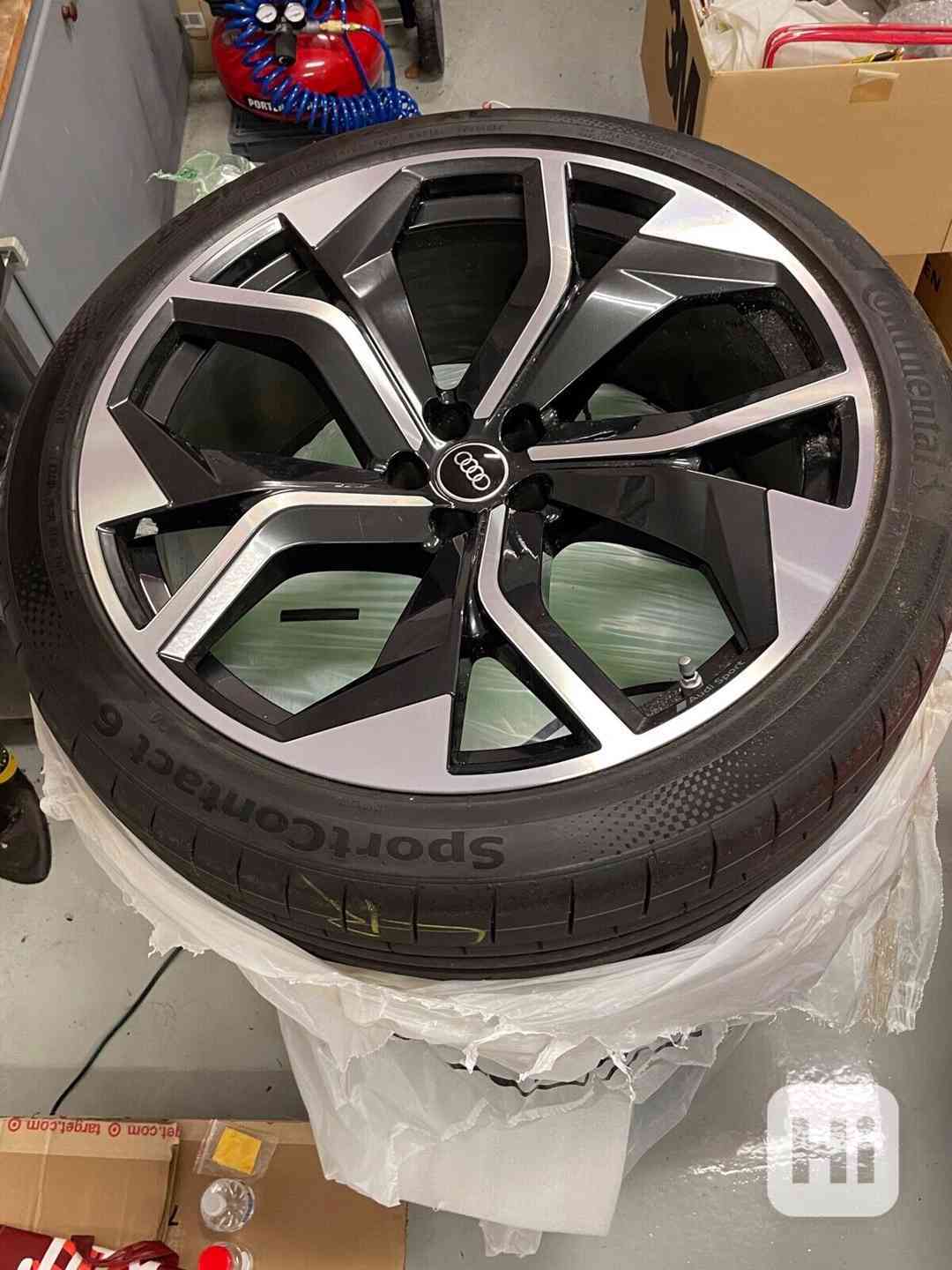 Audi RSQ8 Q8 Q7 RS Tovární OEM kola s pneumatikami 23 palců - foto 1