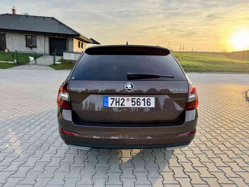 Škoda Octavia Combi III - 2.0 TDi 110kW DSG - foto 4